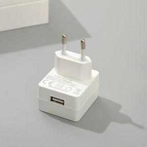 Cargador de Pared USB 5V1A-DLX-0501000EC -Blanco