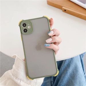 Case con borde reforzado Iphone 12 Pro Verde