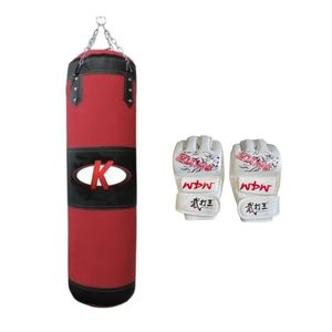 Bolsa de boxeo con relleno y cadenas + Guantillas MMA